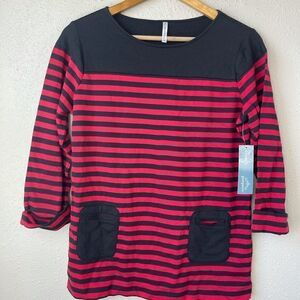 NWT Passport Women’s Top Size M